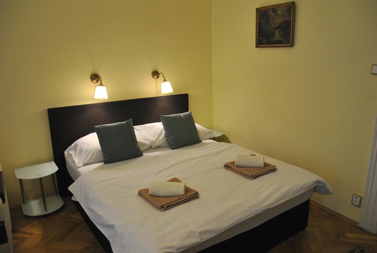 Vertigo Apartment Прага Экстерьер фото