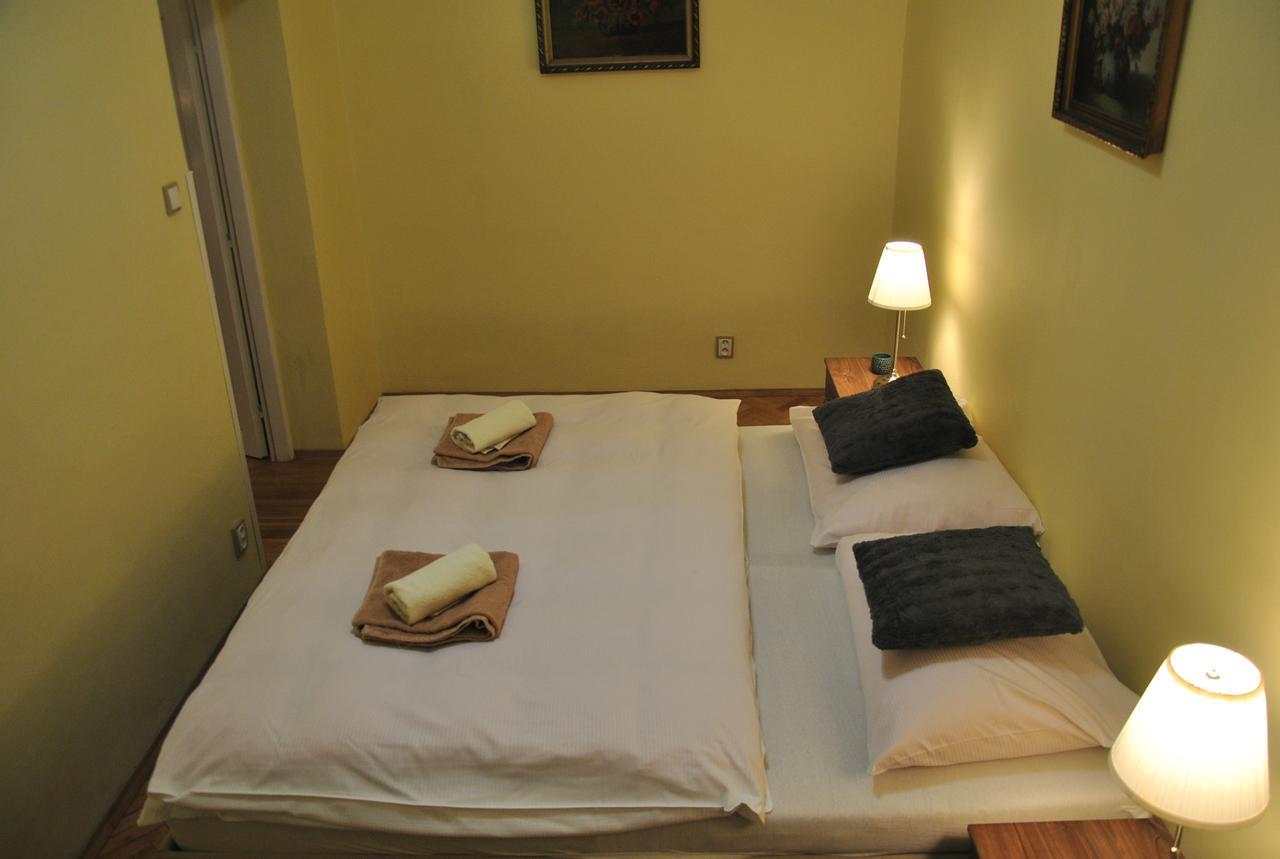 Vertigo Apartment Прага Экстерьер фото