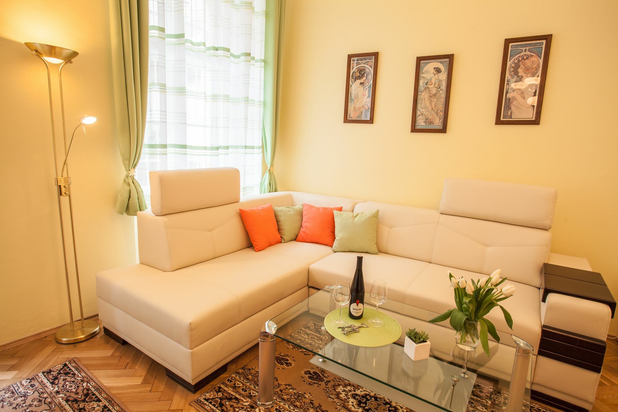 Vertigo Apartment Прага Экстерьер фото